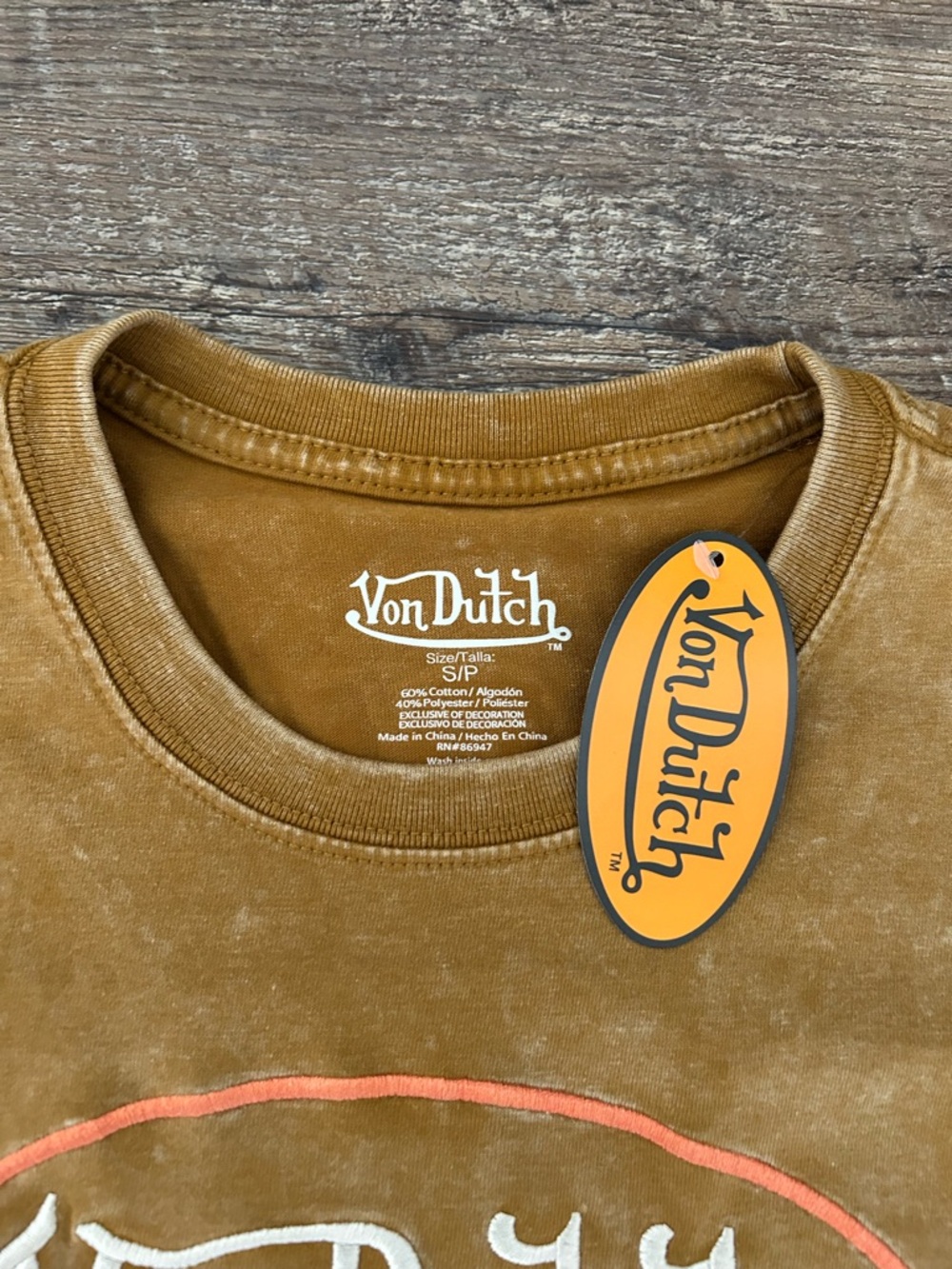 NWT Von Dutch "Embroidered Lettering' size Small Washed T-shirt Brown - Picture 3 of 5
